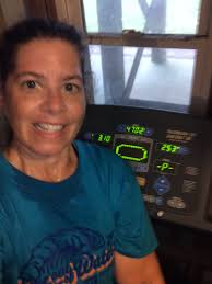 Lisa Ayers Lawrence (@LisaMummichog)