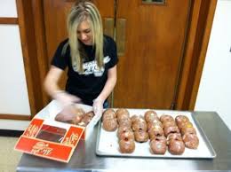 At Fragapane Bakery in North Olmsted, Paczki Day starts early