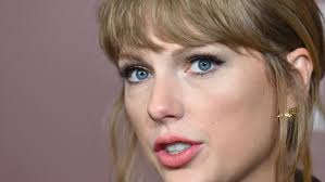 Taylor Swift is facing a $1 Million lawsuit for the "design and textual  elements" of the Lover book.