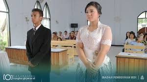 Supaya orang kristen percaya pada tuhan d. Ucapan Selamat Sidi Agama Kristen Nagle Dziecko