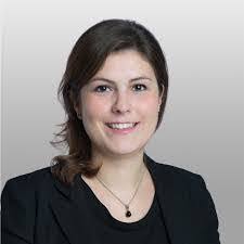 Sara Needles's Instagram, Twitter & Facebook