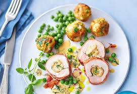Gefullter Schweinslungenbraten Mit Mini Krauter Knodeln Frisch Gekocht Rezept Rezepte Schweinslungenbraten Rezept Schweinefilet Rezepte