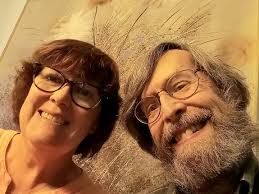 Good evening MHS Class of 76 Alumni. It is with much sadness that I share  the news that Kevin Thompson's wife Sue Florio Thompson passed away  peacefully in her sleep yesterday morning