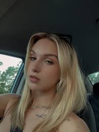 Michelle Weakley (@_micheelllllee_) • Instagram photos and videos