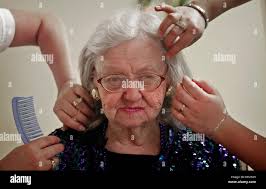 Mary thom hi-res stock photography and images