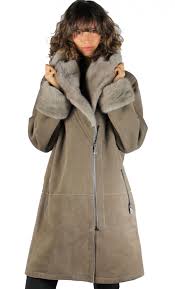 Cesare nori vous propose une sélection de peau lainée pour femme. Manteau 3 4 Peau Lainee Levinsky Piemonte Paulene Cuirs Et Peaux