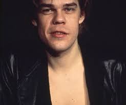 Pete Farndon's Instagram, Twitter & Facebook