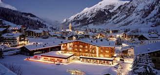So you wanna go have some lech? Hotel Lech Am Arlberg Ihr 4 Sterne Superior Hotel Auriga