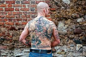 Bezpośrednie dowództwo nad oddziałami okręgu warszawskiego ak sprawuje płk dypl. Tatuaze Patriotyczne