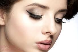 10 makeup tricks for droopy eyelids