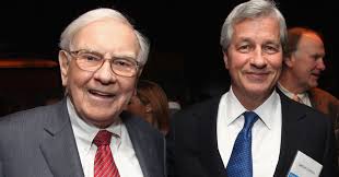 Warren Buffett rót hơn 4 tỉ USD vào JP Morgan Chase, 5/10 cổ phiếu đứng đầu  danh mục là ngân hàng