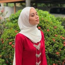 Pada saat mengajarkan doa ini, sayidah fatimah berkata, engkau akan selalu di antara para ulama yang mengutip doa ini adalah, sayid ibn thawus yang mencantumkan doa ini dalam bukunya muhaj az da'awat, dan syekh abbas. 20 Alameen Ideas Girl Hijab Beautiful Hijab Dogy Style