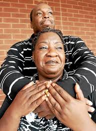 New Haven couple to receive humanitarian award