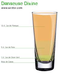 Recette Cocktail Danseuse Divine Cocktaildrinks Recette Cocktail Danseuse Divine Cocktail Recipes Cocktail Liqueur Cocktails