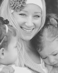 Who is Sarah Fredrick dating? Sarah Fredrick boyfriend, husband