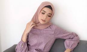 Maybe you would like to learn more about one of these? 10 Gambar Kerudung Yang Cocok Untuk Baju Warna Ungu Lavender