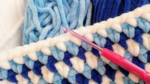 Kadife Ipten Puffy Bebek Battaniyesi Easy Crochet Baby Blanket Orgu Modelleri Battaniye Modelleri 2021 Orme Bebek Battaniyeleri Battaniye Baby Knitting Patterns