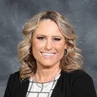 Dori Lee's Instagram, Twitter & Facebook