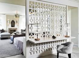 Hal ini bertujuan agar ruangan terkesan luas. Gambar Desain Partisi Cantik Dari Berbagai Jenis Material Rumah Interior Lampung
