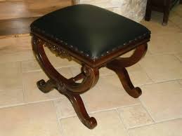 Tabure 55 Jos 1 Kom Isporuka Odmah Dimenzije 50x41x47 Materijal Puno Drvo Mahagonij Eko Koza Boja Mahagonij Furniture Decor Home Decor