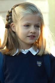 How much do Princess Leonor's Carolina Herrera earrings cost?