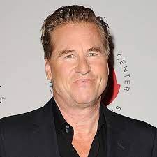Val kilmer was born in los angeles, california, to gladys swanette (ekstadt) and eugene dorris kilmer, who was a real estate developer and aerospace equipment distributor. Val Kilmer Starportrat News Bilder Gala De