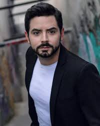 José Eduardo revela cómo reaccionaron los Derbez ante su supuesta  bisexualidad