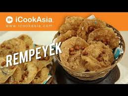 Muruku merupakan makanan tradisional kaum india di malaysia yang resepinya berasal dari negara india selatan terutamanya dari tamil nadu.muruku telah mengambil. Resepi Rempeyek Kuih Tradisional Try Masak Icookasia Kuih Raya Youtube Food Food And Drink Recipes