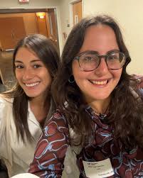 UMHSGivesBack in Detroit, MI for a Health Fair! On February 11th, these  inspiring medical students volunteered at a Health Fair, offering free  blood pressure screenings & educating patients