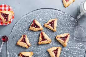 Raspberry Hamantaschen Cookies | The Frayed Apron