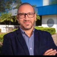 60+ perfiles de «Brauner»