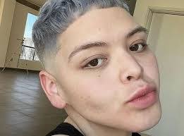 Adam Rae's Instagram, Twitter & Facebook