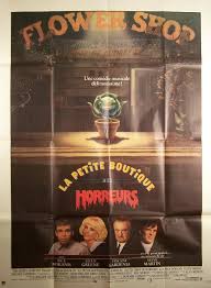 Mushnik, la mort dans l'âme, décide de fermer son magasin. Affiche Du Film Petite Boutique Des Horreurs La Little Shop Of Horrors Cinemaffiche