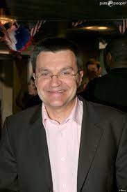 Il a échangé avec les terminales en pôles sportifs de la cité scolaire du creps sur. Patrick Montel A Recu Un Blame Pour Ses Menages Purepeople