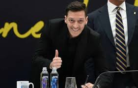 Fenerbahçe'ye zirve yakışır abone ol. Ozil To Earn 13 Million Less At Fenerbahce Than At Arsenal Besoccer