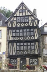 Maison Dite De La Duchesse Anne Architecture Medievale Architecture Maisons Anciennes