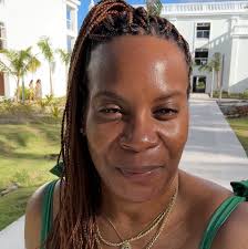 It's been 3 weeks since my total hip replacement and now I'm getting around  so well