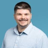 Tom Ostrander's Instagram, Twitter & Facebook