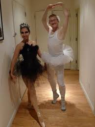 Black And White Couple Costume Ideas Creative Halloween Costumes For Couples Couples Costumes Cool Halloween Costumes Cute Couple Halloween Costumes