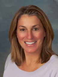 Diane Curd's Instagram, Twitter & Facebook