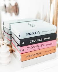 Orientalementexotic February 21 2020 At 06 19am In 2020 Coffee Table Books Decor Book Decor Chanel Book