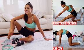 Kayla Itsines Reveals Basic Exercises To Wake Up And Wind Down Kayla Itsines Exercise Running Marathon Training