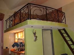 I letti a soppalco matrimoniali non hanno un aspetto univoco ma. Il Soppalco Con Il Letto Matrimoniale Foto Di Residence Casa Italia Praga Tripadvisor