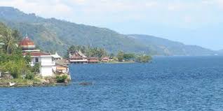 Harga tiket tersebut bergantung pada jarak yang ditempuh penumpang, subcless atau posisi tempat duduk yang diduduki. Keindahan Hamparan Pasir Danau Singkarak Okezone Travel