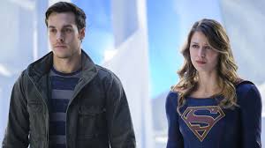 See more ideas about chris wood, chris, christopher wood. Supergirl Costars Melissa Benoist And Chris Wood Photographed Kissing In Mexico Teen Vogue