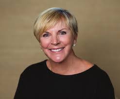 Julianne Kirkpatrick's Instagram, Twitter & Facebook