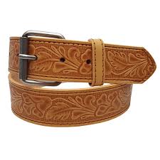 Here dustin loftis shows you how to easily draw belt patterns. Embossing Leather Belt With Floral Pattern With Buckle