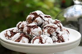 Gateaux Moelleux Craqueles Au Chocolat Ou Crinkles Hervecuisine Com Food Desserts Biscuits