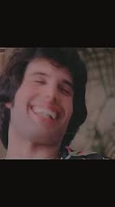 If you could give Freddie a nickname what would it be? ━☆ﾟ.*･｡ﾟ