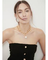 Ofcourse the first thing I did when we moved in was buy myself a house  warming gift (priorities 😜). I found Holly Terry when scouring Pinterest  and was immediately obsessed with her